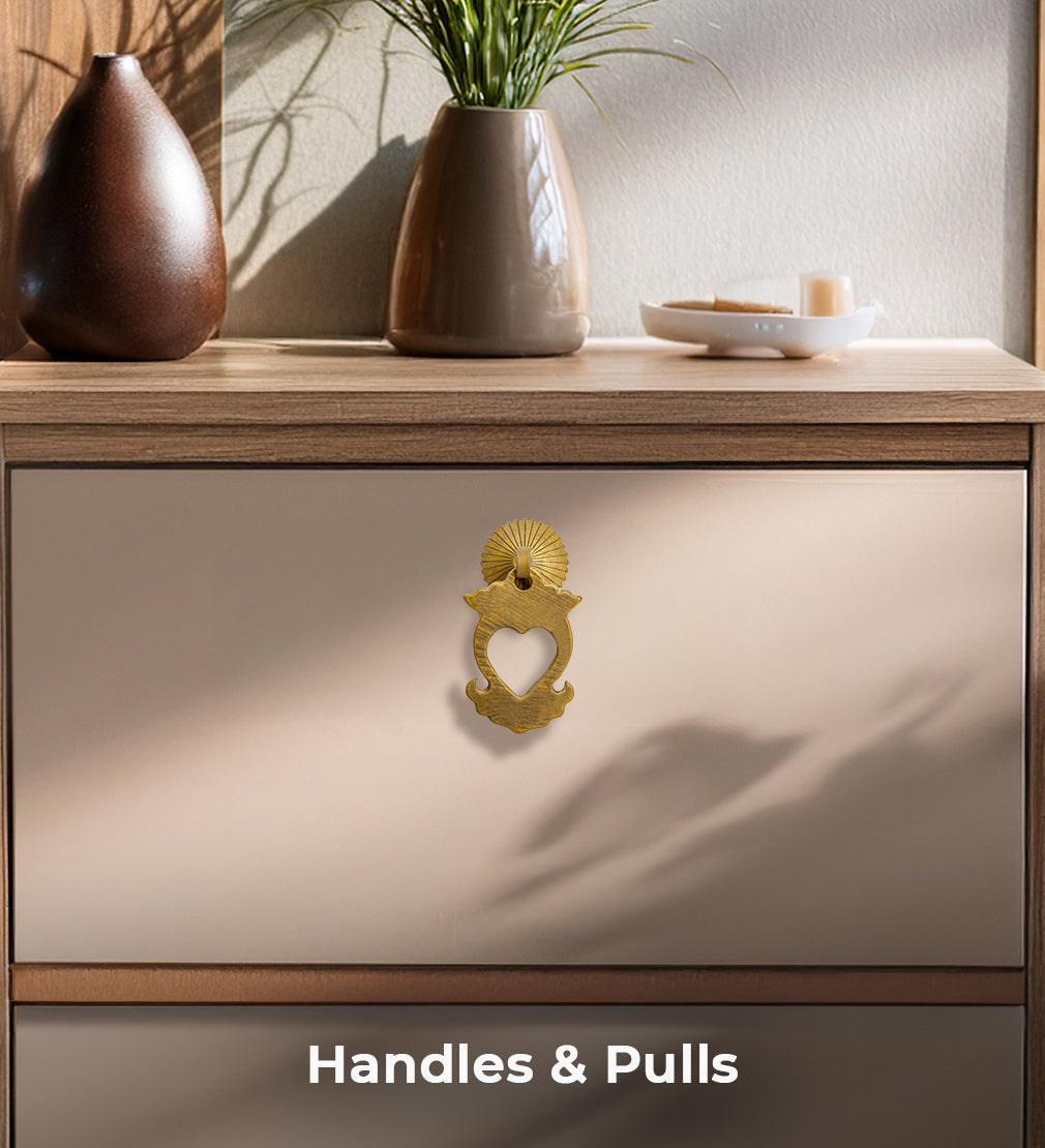 Handles & Pulls
